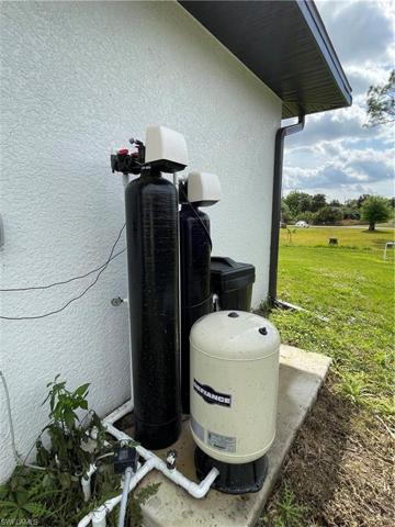 2905  Nadine  LN, Lehigh Acres, FL 33971