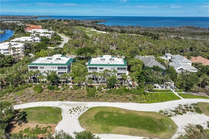 Overlooking 9th tee box aerial view W