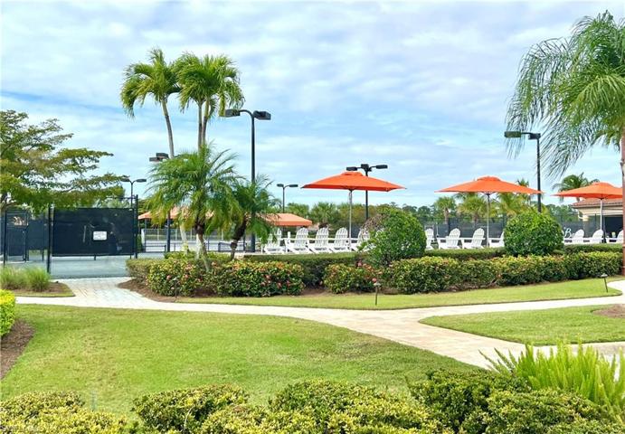 Tennis, pickleball and bocce courts
