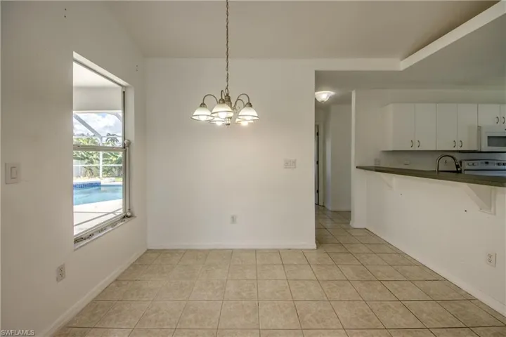 2114 Sw 39 St, Cape Coral, Florida 33914