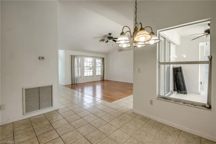 2114 Sw 39 St, Cape Coral, Florida 33914