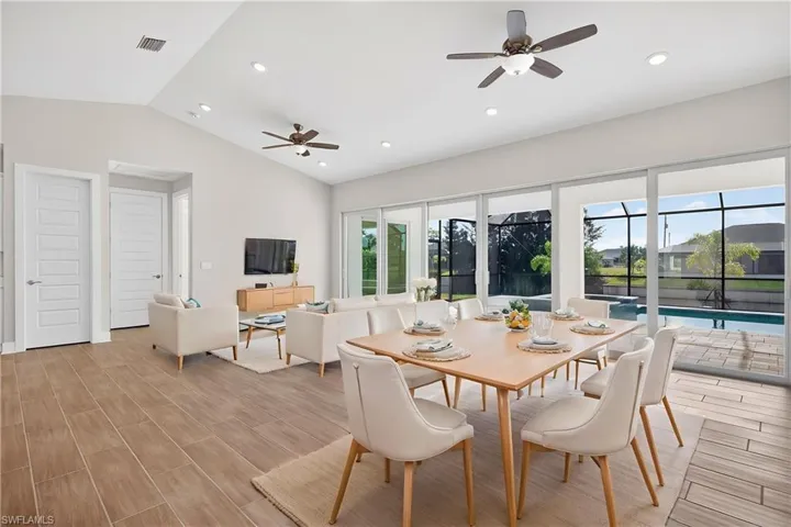 3033 Sw 11th Pl, Cape Coral, Florida 33914