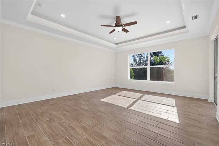 3033 Sw 11th Pl, Cape Coral, Florida 33914