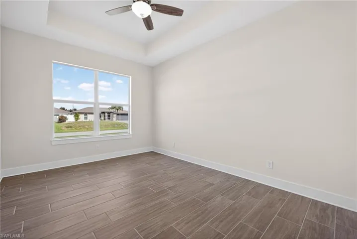 3033 Sw 11th Pl, Cape Coral, Florida 33914
