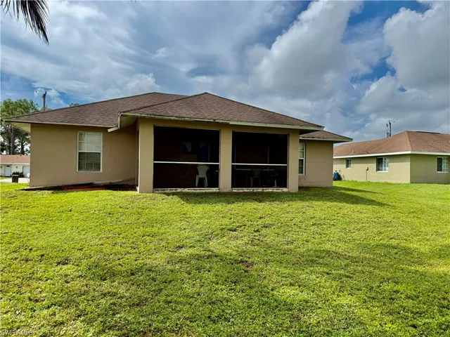 4014 3rd St W, Lehigh Acres, Florida 33971