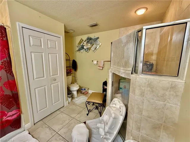 4014 3rd St W, Lehigh Acres, Florida 33971
