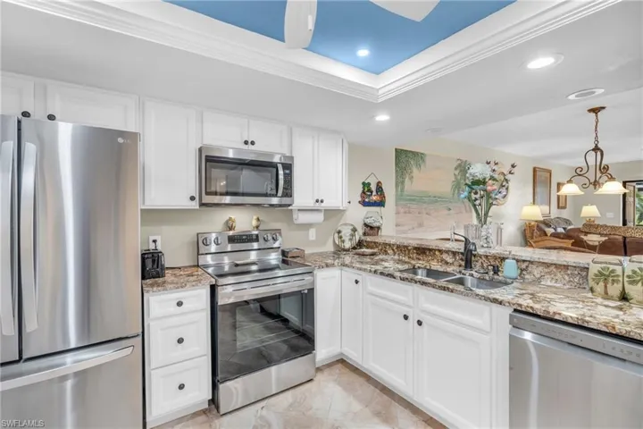 16466  Timberlakes  DR, Fort Myers, FL 33908