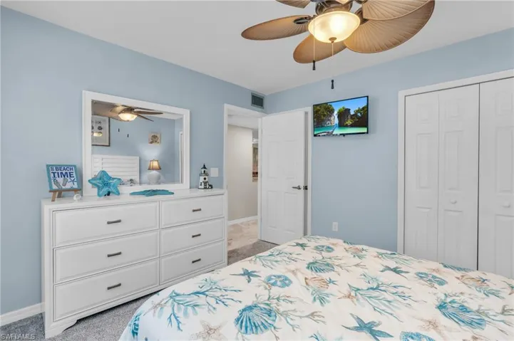 16466  Timberlakes  DR, Fort Myers, FL 33908
