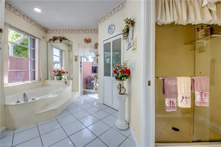 2105 Sw 53rd Ter, Cape Coral, Florida 33914
