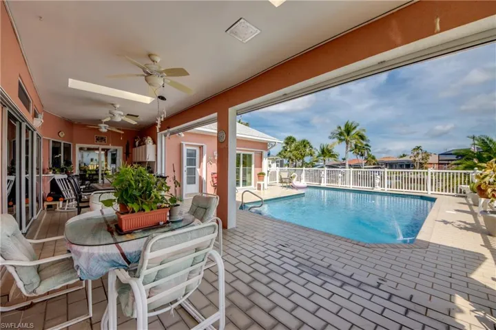 2105 Sw 53rd Ter, Cape Coral, Florida 33914