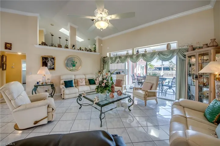 2105 Sw 53rd Ter, Cape Coral, Florida 33914