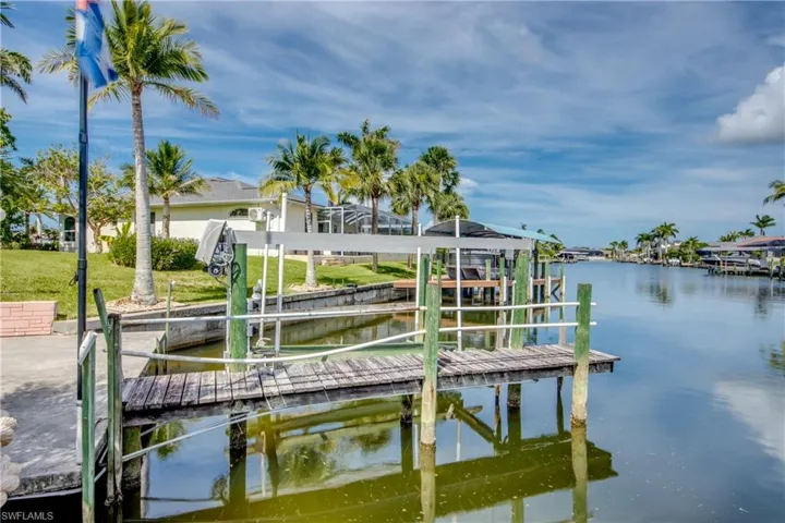 2105 Sw 53rd Ter, Cape Coral, Florida 33914