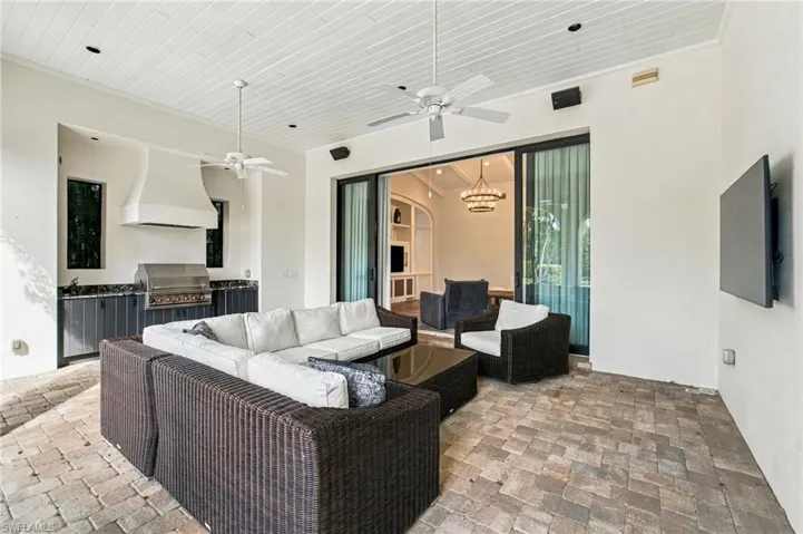 17005 Cortile Dr, Naples, Florida 34110
