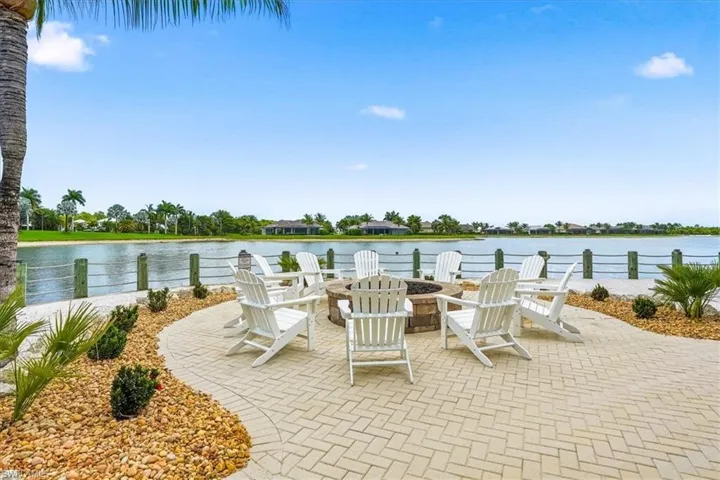 14318 Charthouse Cir, Naples, Florida 34114