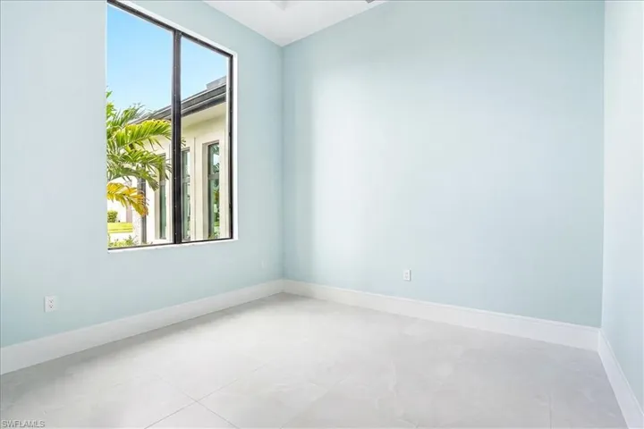 14318 Charthouse Cir, Naples, Florida 34114
