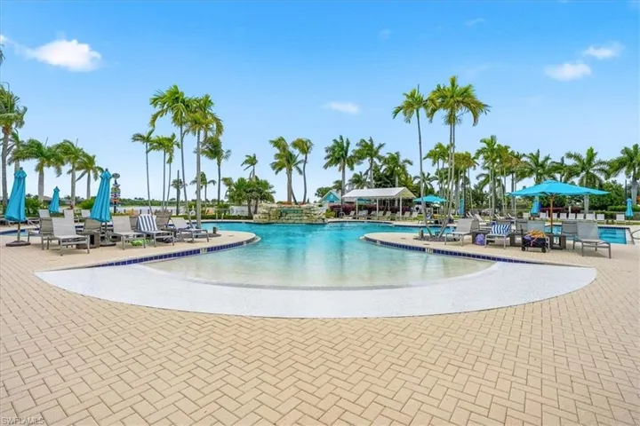 14318 Charthouse Cir, Naples, Florida 34114