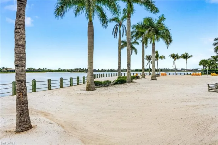 14318 Charthouse Cir, Naples, Florida 34114