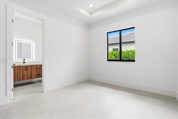 14318 Charthouse Cir, Naples, Florida 34114