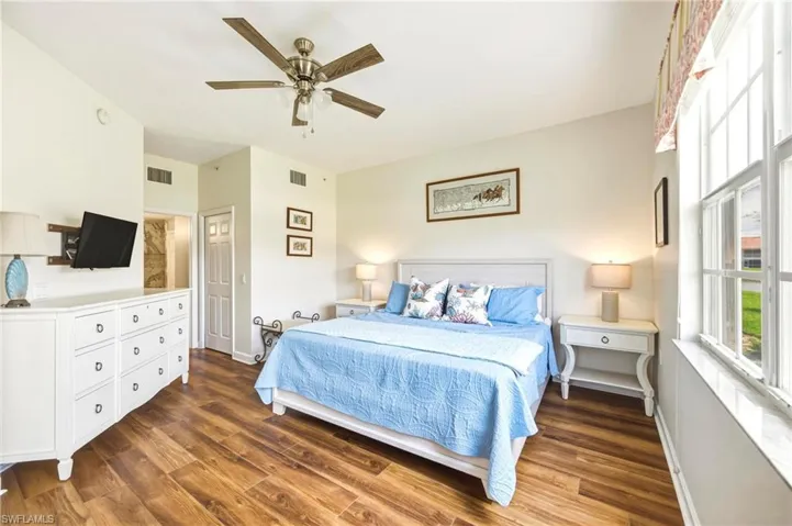 3053  Driftwood  WAY, Naples, FL 34109