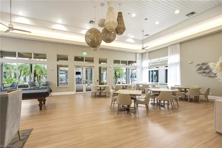 3053  Driftwood  WAY, Naples, FL 34109