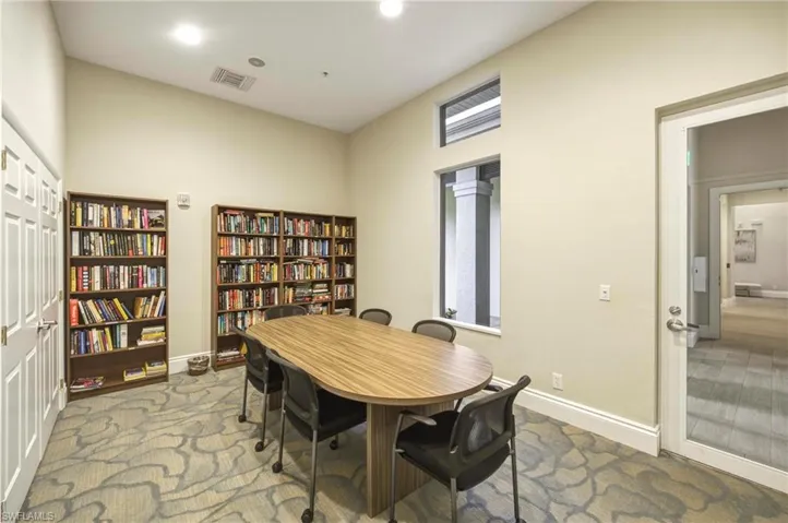 3053 Driftwood Way 3907, Naples, Florida 34109