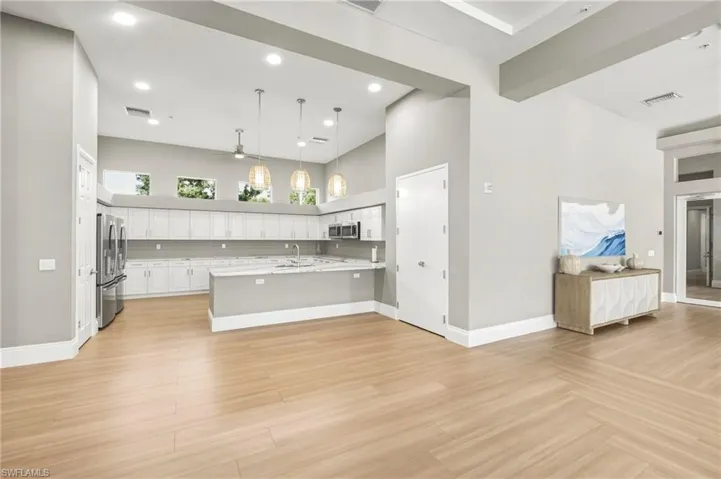3053  Driftwood  WAY, Naples, FL 34109