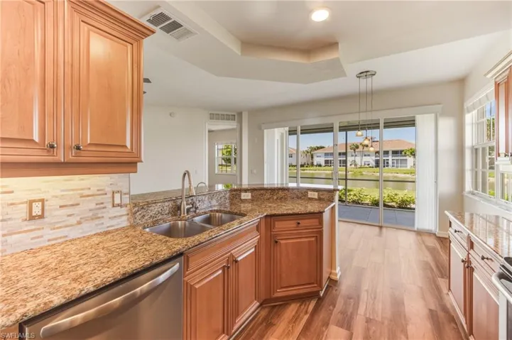 3053 Driftwood Way 3907, Naples, Florida 34109
