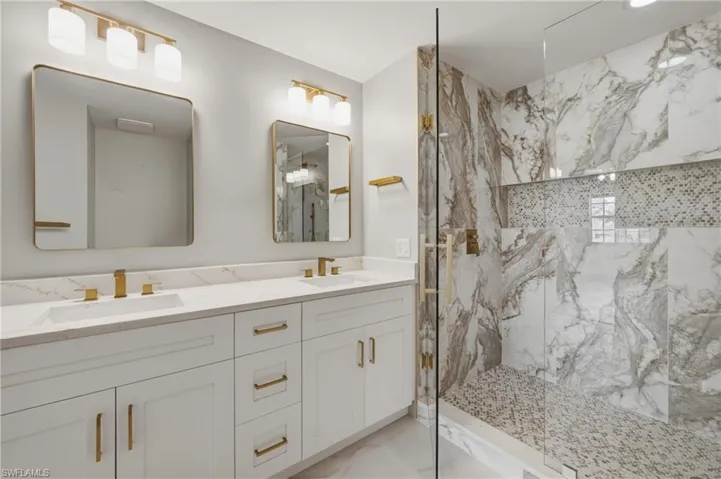 3053 Driftwood Way 3907, Naples, Florida 34109