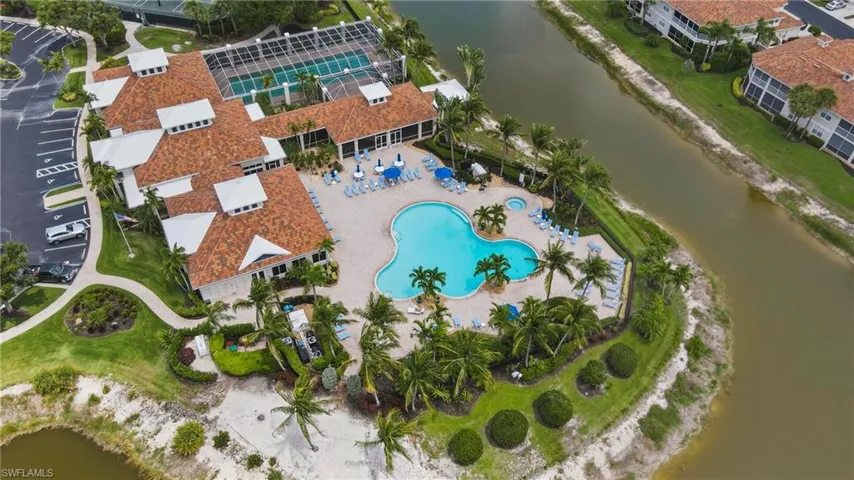 3053  Driftwood  WAY, Naples, FL 34109