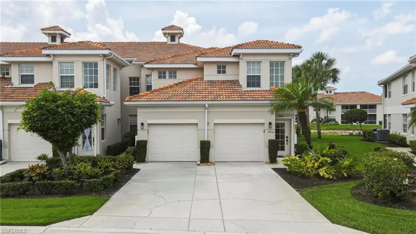 3053  Driftwood  WAY, Naples, FL 34109