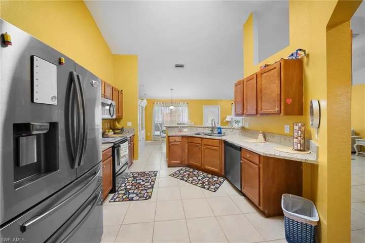 423 Windermere Dr, Lehigh Acres, Florida 33972