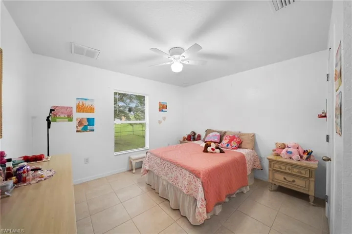 423 Windermere Dr, Lehigh Acres, Florida 33972