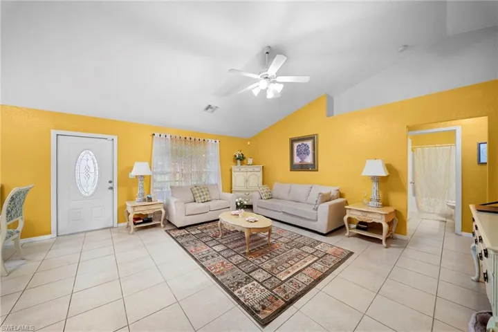 423 Windermere Dr, Lehigh Acres, Florida 33972