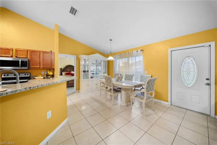 423 Windermere Dr, Lehigh Acres, Florida 33972