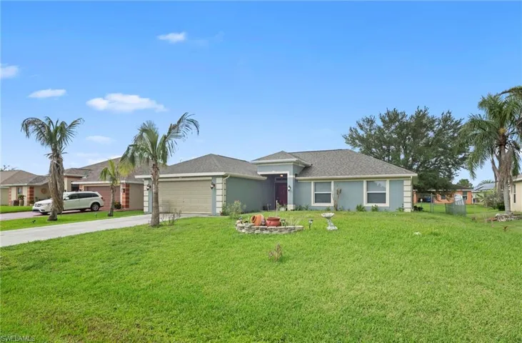 423 Windermere Dr, Lehigh Acres, Florida 33972