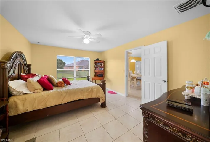 423 Windermere Dr, Lehigh Acres, Florida 33972