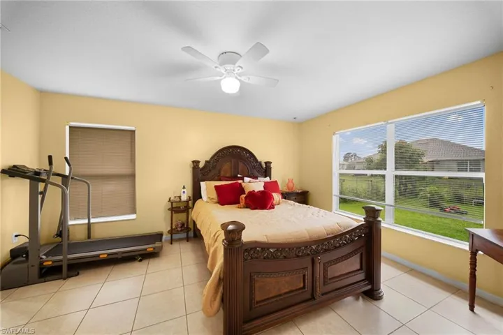 423 Windermere Dr, Lehigh Acres, Florida 33972