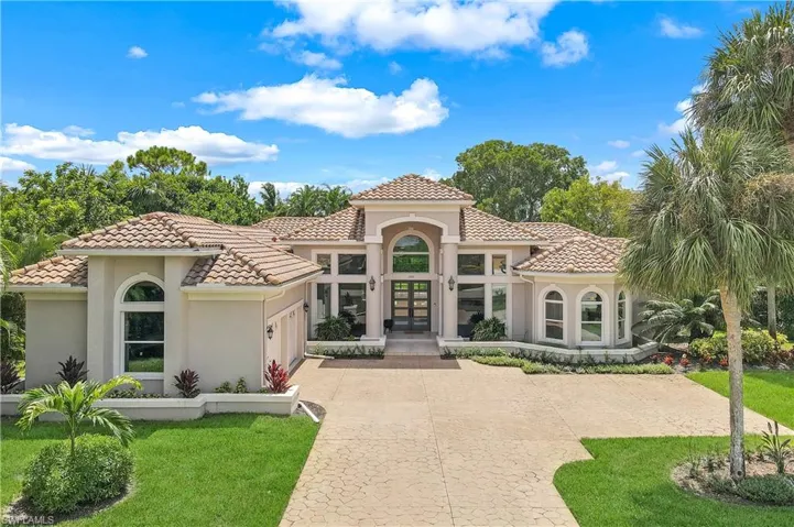 Wonderful curb appeal & parking area