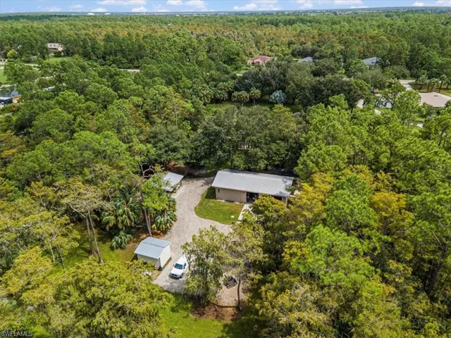 2861  Wilson N BLVD, Naples, FL 34120