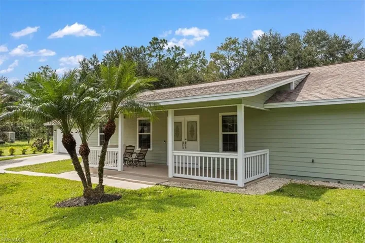 2861  Wilson N BLVD, Naples, FL 34120
