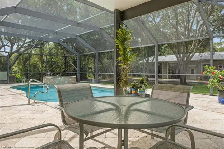 2861  Wilson N BLVD, Naples, FL 34120
