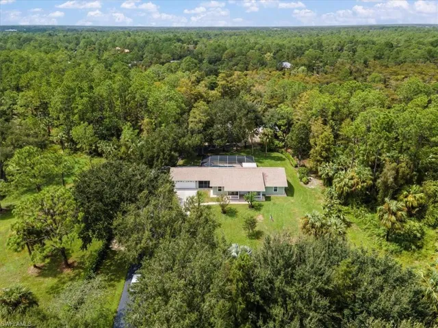 2861  Wilson N BLVD, Naples, FL 34120