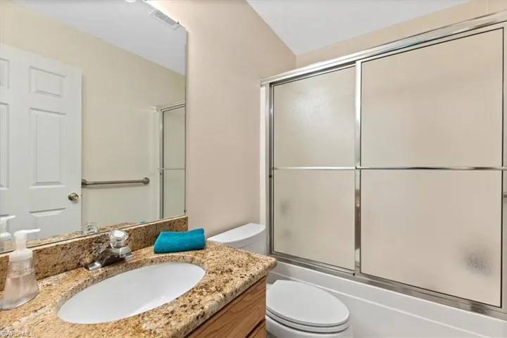 2861  Wilson N BLVD, Naples, FL 34120