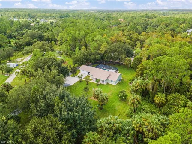 2861  Wilson N BLVD, Naples, FL 34120