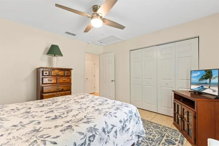 2861  Wilson N BLVD, Naples, FL 34120