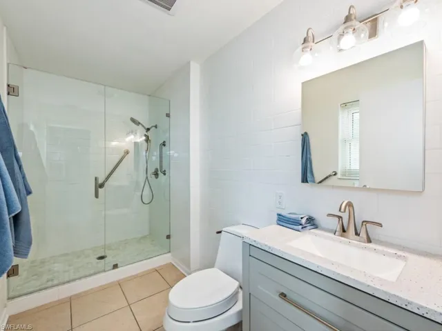 1277  22nd N AVE, Naples, FL 34103