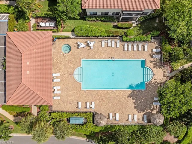 47 Bennington Dr 8-6, Naples, Florida 34104