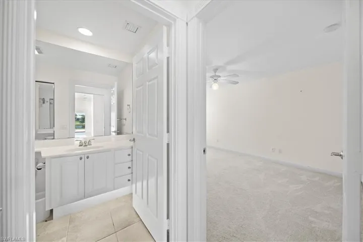 7558 Rozzini Ln, Naples, Florida 34114