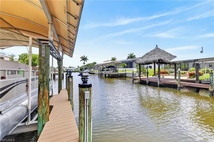 5346 Malaluka Ct, Cape Coral, Florida 33904