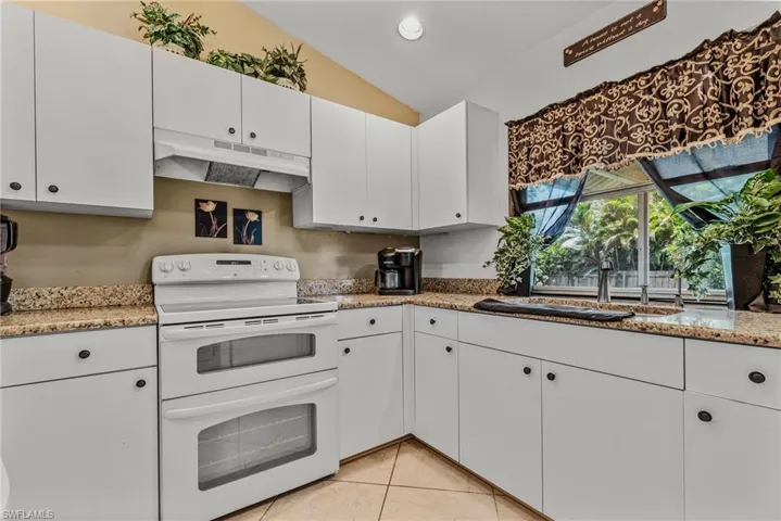 18021  Phlox  DR, Fort Myers, FL 33967